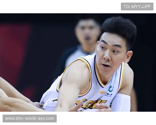 广厦女篮奋勇拼搏,冯欣表现不俗助球队绝杀对手